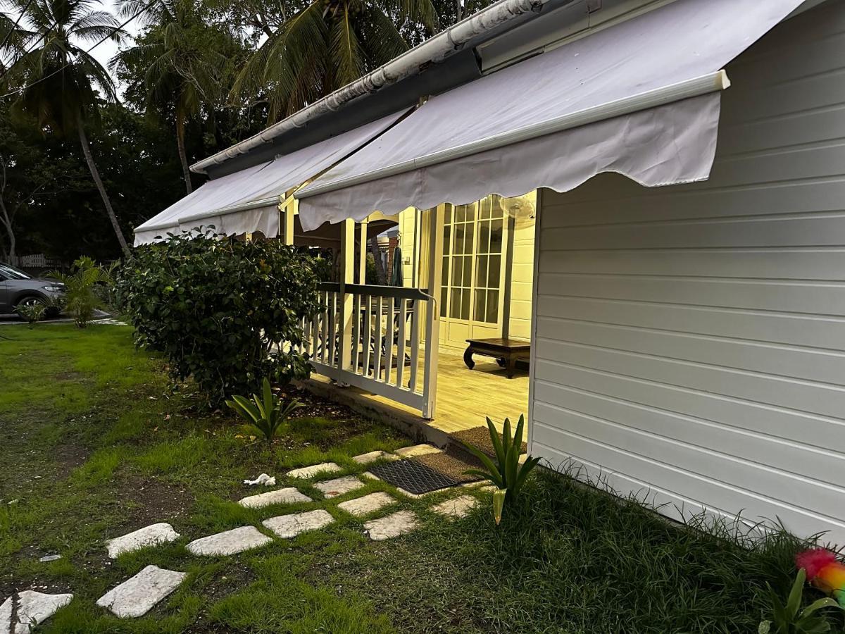 Le Cottage De Castaing Sur Plage Privee Сент-Анн Екстер'єр фото